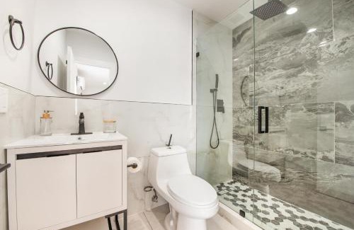 Ludlam Apartamento | Modern 1BR 15min to MIA Kitchen & Private Entrance L08A