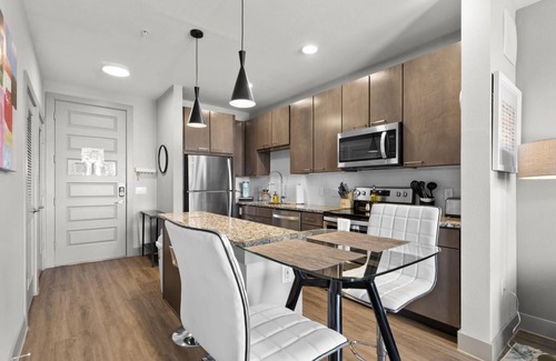 Montopolis Apartamento | Modern 1BR King Suite Close to Downtown w Fast Wifi
