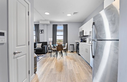 Everett Apartamento | Modern 1BR Near Encore Boston 0835