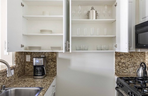 Playa Del Rey Apartamento | Modern 1BR Playa Del Rey, Gym+Pool, 5min to beach by Blueground