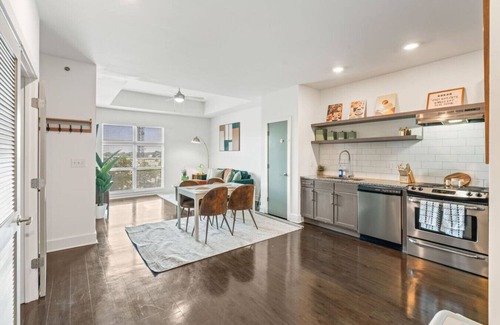 Reynoldstown Apartamento | Modern 1BR w/Rooftop Deck | Near Beltline+DT ATL