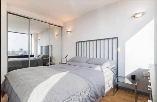 Evelyn Apartamento | Modern 2-bed Apartment 5 mins from London Bridge