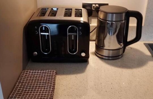 Belfast City Centre Apartamento | Modern 2 bed Apartment, City Centre, Wifi