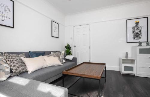 Camden Town with Primrose Hill Apartamento | Modern 2 Bed Apartment in Prime Camden Sleeps 6