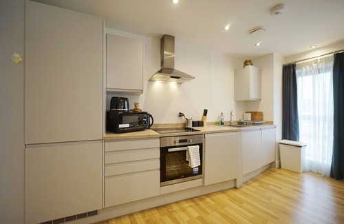 Leeds Apartamento | Modern 2 Bed Apartment With Juliet Balcony - DHB Stays