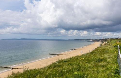 Boscombe Apartamento | Modern 2 bed, cliff top & parking, F6