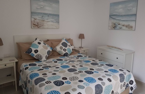 Los Gigantes Apartamento | Modern 2 bed in popular Los Gigantes with private garden, terrace & sea views