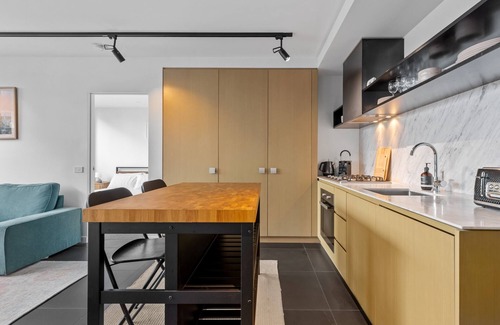 Collingwood Apartamento | Modern 2-Bed Inner City Pad With Swimming Pool