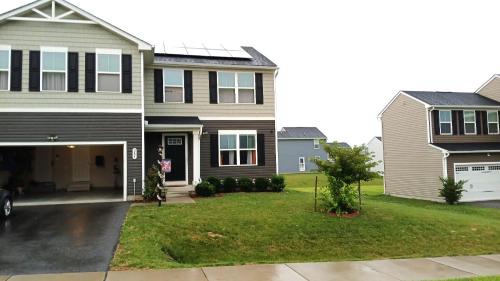 Potomac Apartamento | Modern 2-Bedroom and 2-Bed Apartment with Private Access Door Minutes from I-81