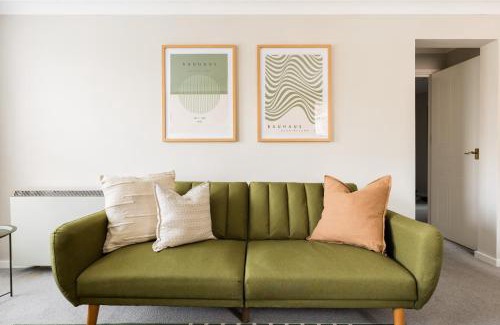 Leamington Spa Apartamento | Modern 2-Bedroom Apartments with Free Parking in Leamington Spa