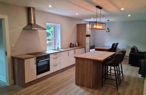 Glenbeigh Apartamento | Modern 2 bedroom Apartment with River views