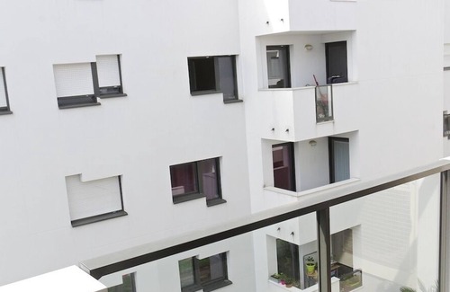 Meriadeck Apartamento | 60 m2 apartamento en el 3er piso de una residencia contemporánea