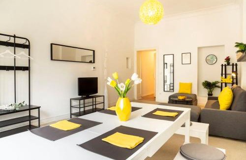 Schoeneberg Apartamento | Modern 2 Bedroom Apartment in Berlin Schöneberg