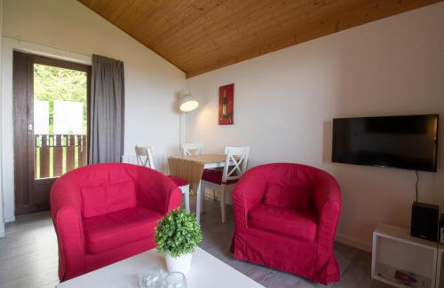 Thollon-les-Memises Apartamento | Modern 2 bedroom apartment with lake view, close to cablecar, ski slopes, restaurants and Lake Geneva