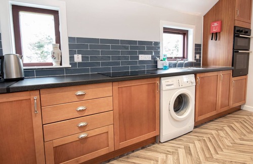 Brora Casa | Modern 2-Bedroom Cottage located in Brora