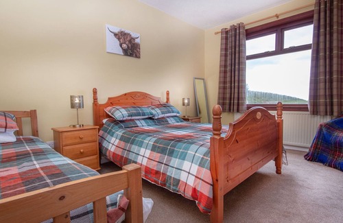 Brora Casa | Modern 2-Bedroom Cottage located in Brora