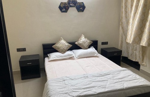 Vasant Kunj Apartamento | Modern 2 BHK Apartment near Airport in South Delhi