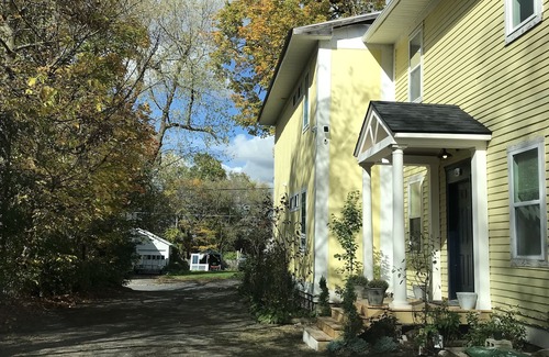 Canton Apartamento | Modern 2 BR/1B centrally located apt. near SLU in Canton, NY