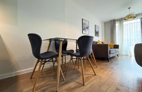 Canning Town South Apartamento | Modern 2 BR Apartment in London East End