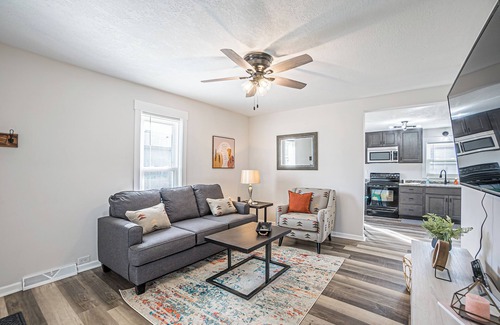 Troy Apartamento | Modern 2 BR Apartment in Troy