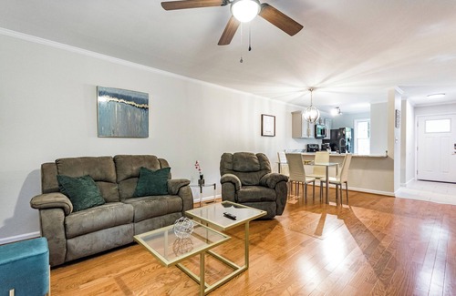 Walnut Creek Casa | Modern 2 ensuite townhome -starts at 2.8k/month