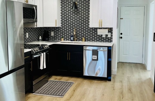 Vacation Village Condominio | Modern 2B/2B Condo by Disney, Lakes