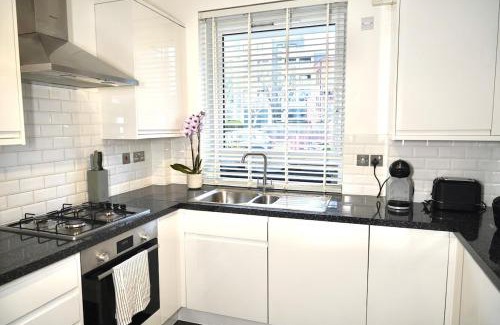 Chaucer Apartamento | Modern 2B Flat - Walk to London Bridge & Borough Market