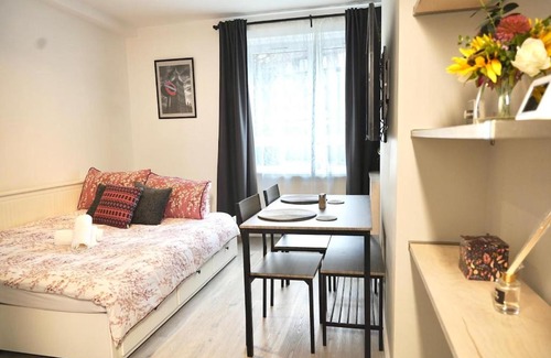 Chaucer Apartamento | Modern 2B Flat - Walk to London Bridge & Borough Market