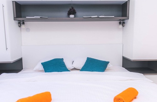 Old Town Apartamento | Modern 2bdr Apartment-cathedral View-best Location