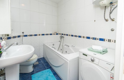 Old Town Apartamento | Modern 2bdr Apartment in the Center- Free Parking