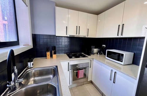 Parramatta Apartamento | Modern 2Bdr Apt 7mins to Paramatta Train Station
