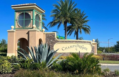 Four Corners Casa | Modern 2bdrm Condo-ChampionsGate