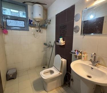 Kharar Apartamento | Modern 2BHK Comfort Home