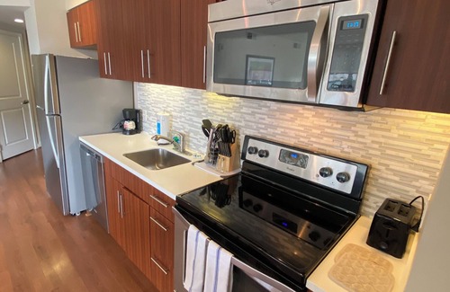 Radnor - Fort Myer Heights Apartamento | Modern 2BR/2BA Fully Furnished in Rosslyn, Arlington - Prime Location!