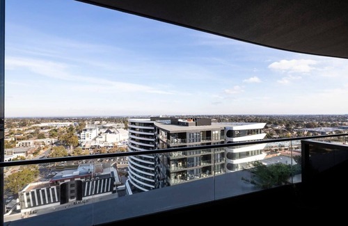 Glen Waverley Apartamento | SKY GARDEN APARTMENT WITH VIEWS / GLEN WAVERLEY
