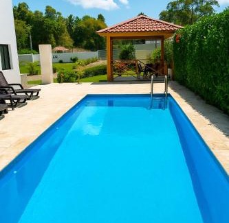 Sosua Apartamento | Modern 2BR Apartment 3 Min from Airport with Free Parking