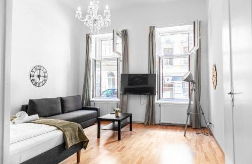 Wahring Apartamento | Modern 2BR Apt. Perfect for Long and Short Stays