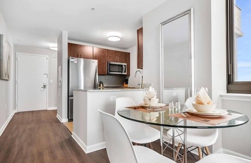 Hudson Exchange Apartamento | Modern 2BR | Business Center | Near PATH by GLS
