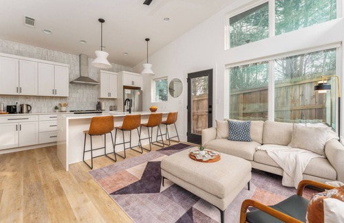 Edgewood Casa | Modern 2BR by Avie Luxury Properties | Near Mercedes Stadium, Emory, Steps to Marta!