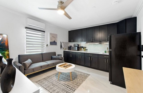 Tavernier Apartamento | Modern 2BR Getaway | Full Kitchen + Bunks + AC