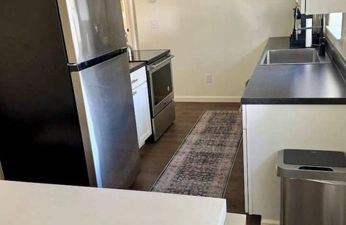 Williston Apartamento | Modern 2BR Getaway Prime Downtown Location