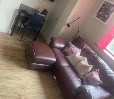 Wigan Apartamento | Modern 2BR near Wigan Town Centre