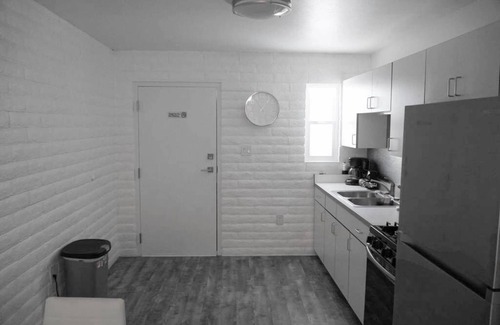 The Garden District Apartamento | Modern 2BR Oak Flower Getaway de Navore