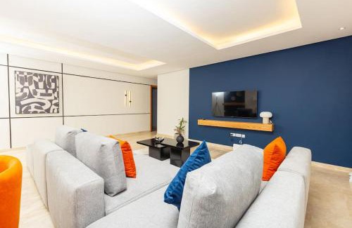 Bab al-Bahr Apartamento | Modern 2BR Retreat in Marina Salé Luxury Living