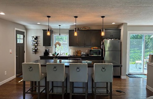 Minnetrista Casa | Modern 2BR Retreat by Lake Minnetonka
