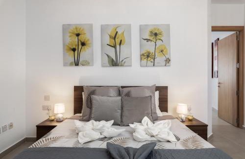 Pieta Apartamento | Modern 2BR Stylish Apartment with 2 Balconies - Close to St Julian's & Sliema & Yacht Marina
