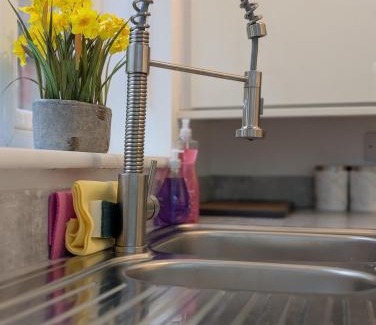 Stockton-on-Tees Casa | Modern 2BR with Parking - Great for Contractors and Relocators - Long Stay Rates