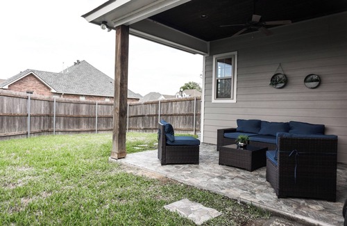 Milton Casa | Modern 3 bd 2.5 bath Cajun Home