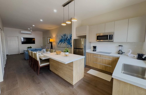 Lomas de Mazatlán Condominio | Modern 3 bdrm Condo in Golden Zone