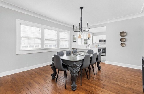 Mapleton/Fall Creek Apartamento | Modern 3 Bdrm - Great Location, Deck, Pet Friendly